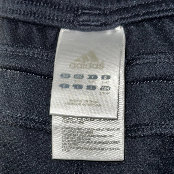 black pink white Adidas shorts size small 4" - Picture 3 of 3